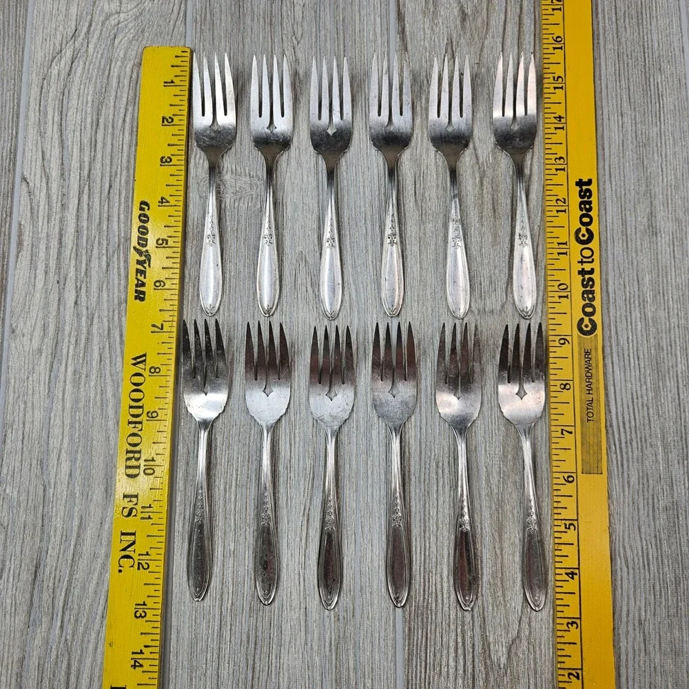 Niagara Merced Silverplate Salad Forks 12 Pieces Vintage Floral Pattern